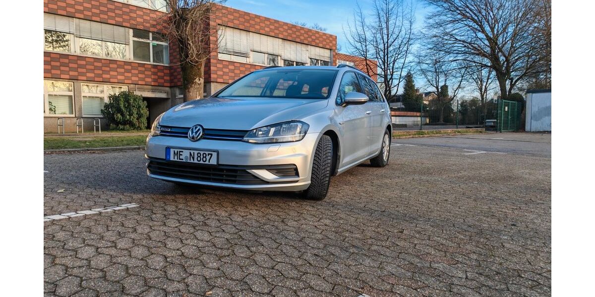 VW Golf 132.000 km 8.900 &euro; Heiligenhaus 42579