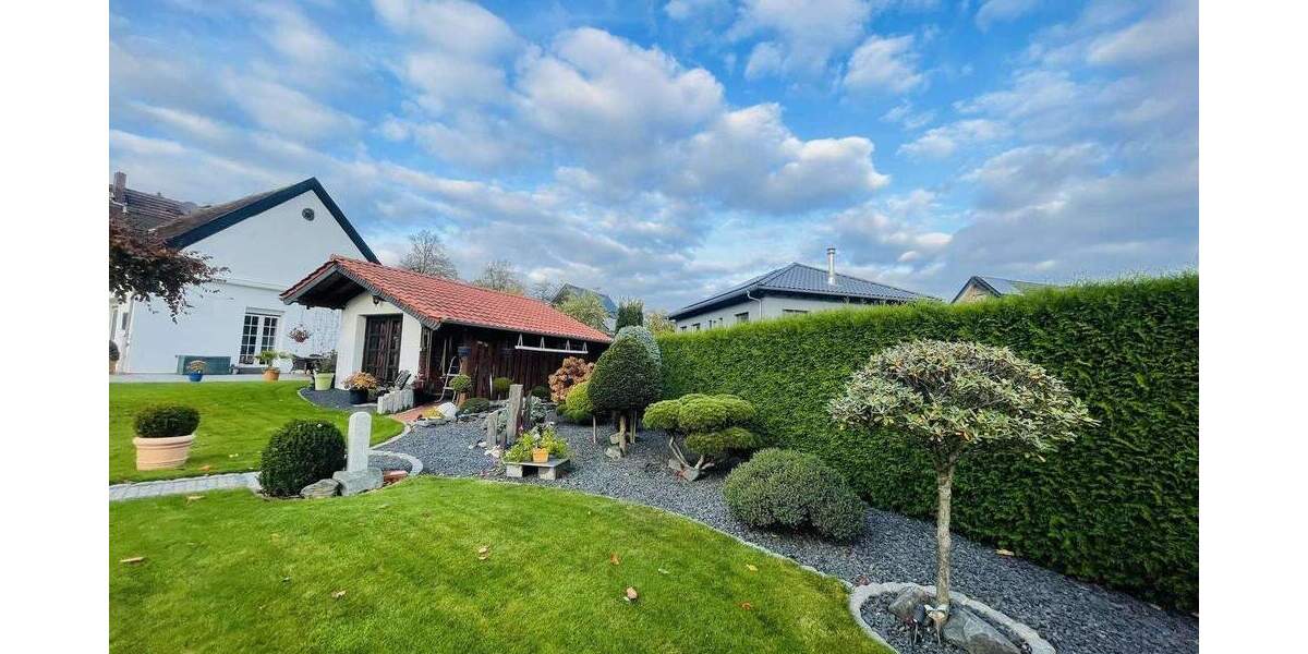 Einfamilienhaus Schermbeck Bricht - 5 Zimmer, 230 m&sup2;, 750.000&euro; | Angebot:25683146