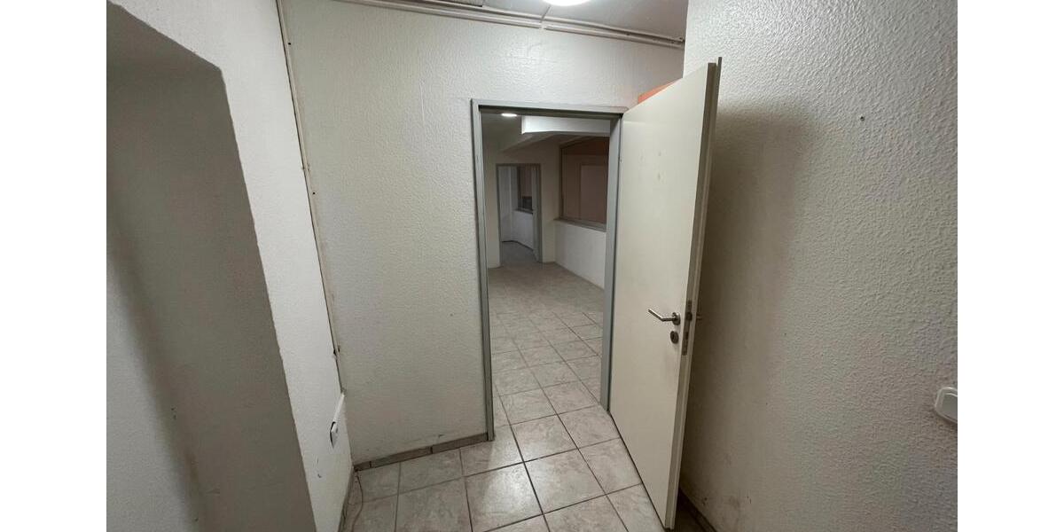 Gewerbeobjekt Duisburg Hamborn - 2.300&euro; | Angebot:26061387