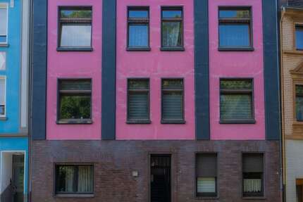 Haus zum Kaufen in Duisburg 290.000 € 260.25 m² 11 zimmer