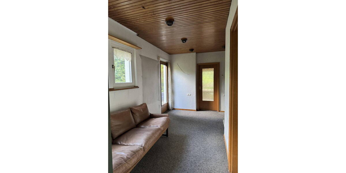 Einfamilienhaus Essen Bergerhausen - 8 Zimmer, 180 m&sup2;, 345.000&euro; | Angebot:26583846