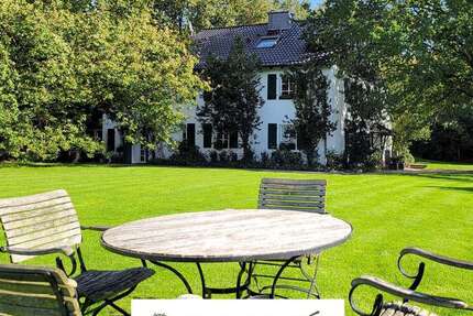 Haus zum Kaufen in Mettmann 1.950.000 € 341 m² 8 zimmer