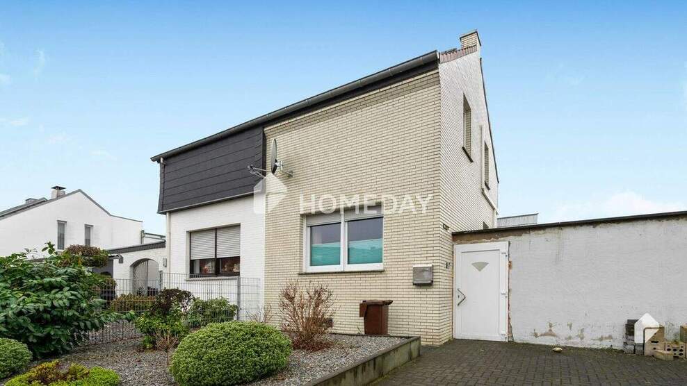 Charmante Doppelhaushälfte in ruhiger Lage mit Garten, Terrasse und solider Ausstattung 3 zimmer