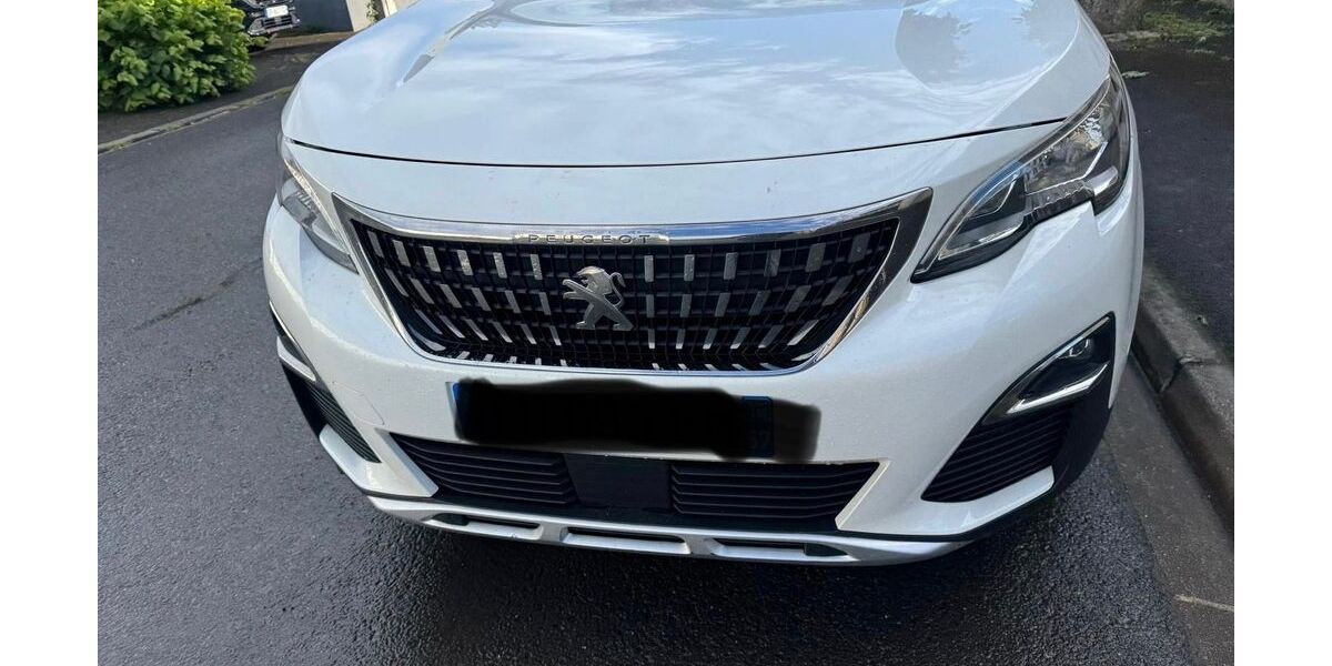 Peugeot 3008 157.000 km 12.390 &euro; Düsseldorf 40227