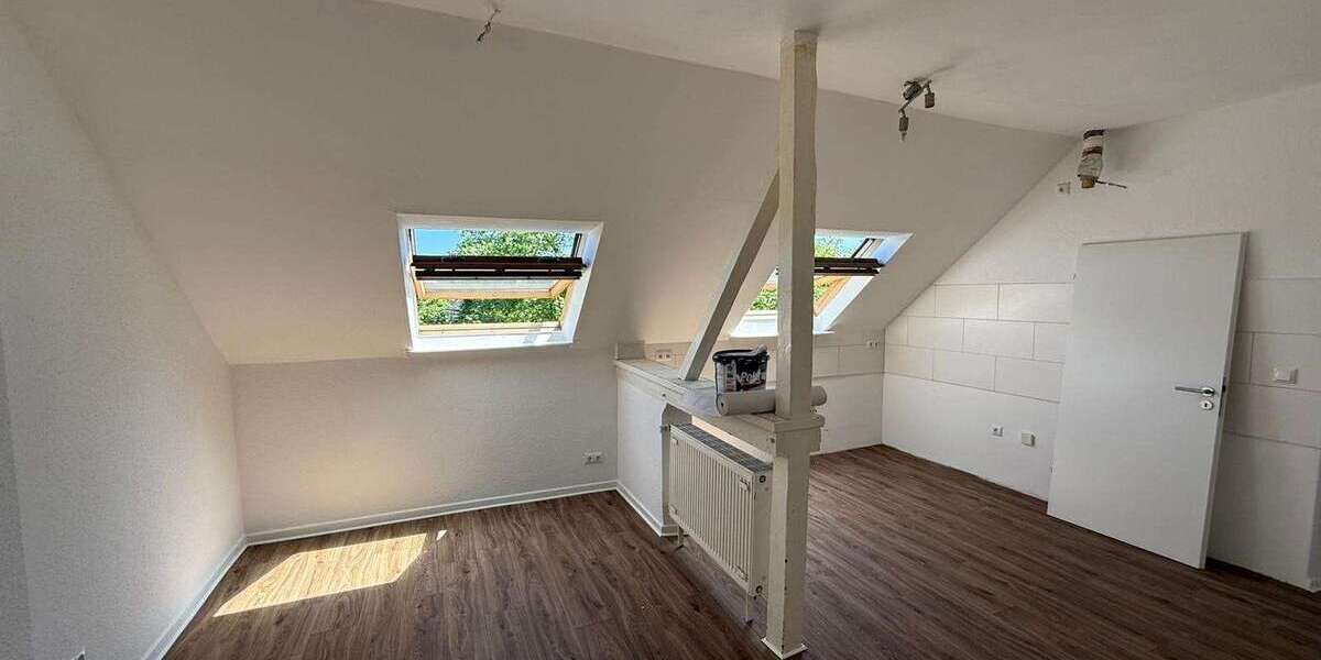 Etagenwohnung Duisburg Hamborn - 3 Zimmer, 92 m&sup2;, 750&euro; | Angebot:27132456