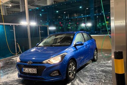 Hyundai i20 65.000 km 9.999 &euro; Krefeld 47829