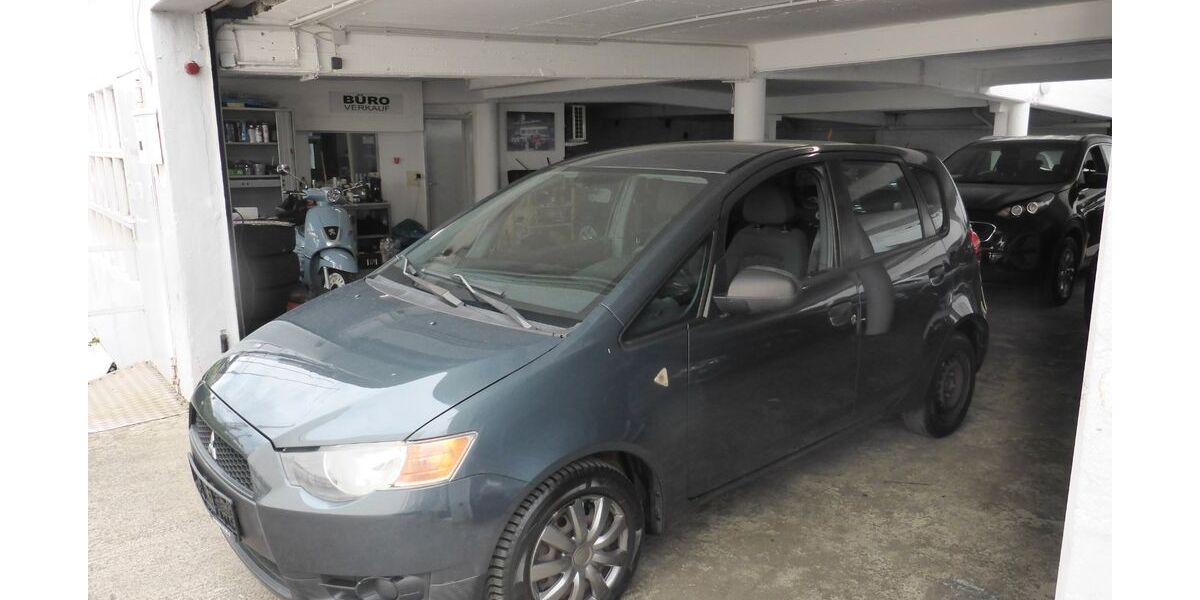 Mitsubishi Colt 145.000 km 2.950 € Düsseldorf 40223