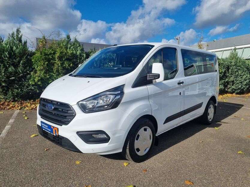 Ford Transit Custom 42.979 km 32.480 € Düsseldorf 40589