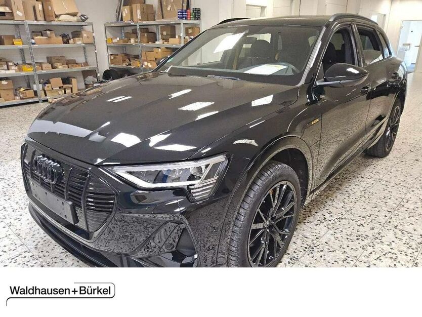 Audi e-tron 41.402 km 39.950 € Moenchengladbach 41063