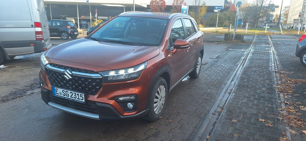 Suzuki (SX4) S-Cross 13.000 km 21.490 &euro; Essen 45127