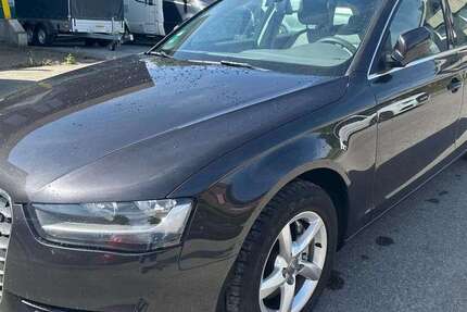 Audi A4 236.536 km 7.900 € Krefeld 47809
