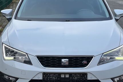 Seat Leon 236.363 km 7.299 &euro; Essen 45276
