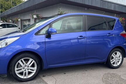 Toyota Verso-S 68.000 km 6.250 € Essen 45356