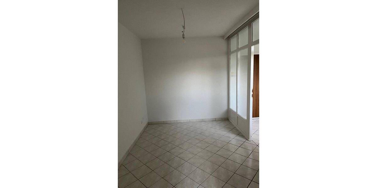 Etagenwohnung Essen Stoppenberg - 2 Zimmer, 70 m&sup2;, 685&euro; | Angebot:26898815