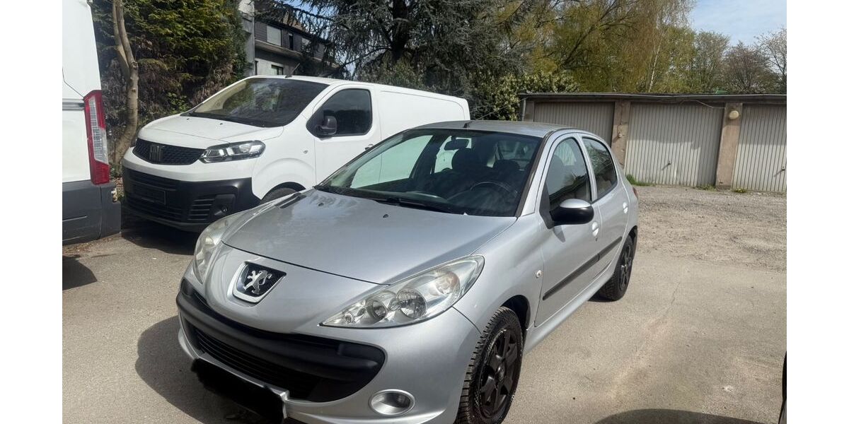 Peugeot 206 187.000 km 1.500 &euro; Essen 45143