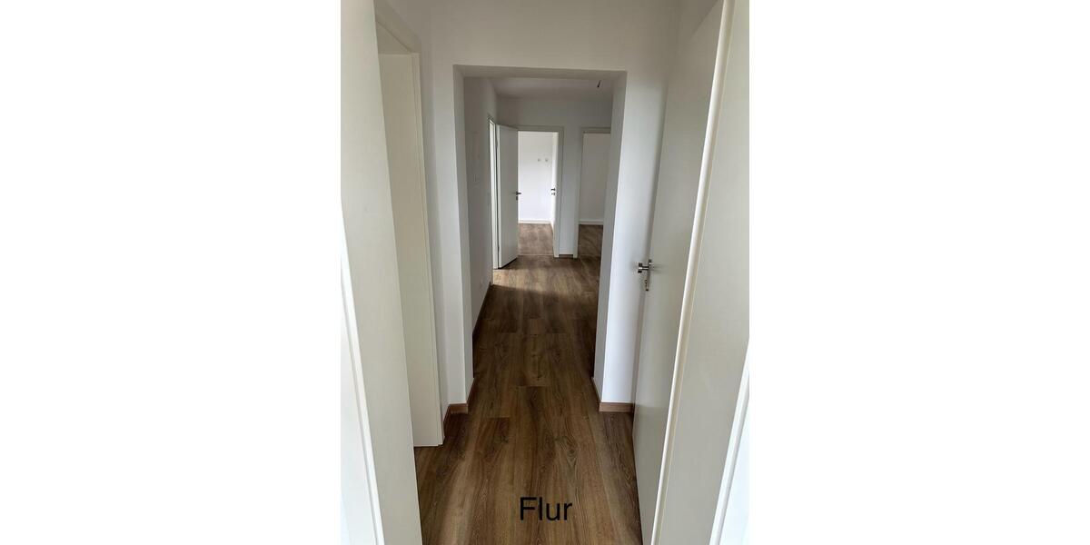 Dachgeschoßwohnung Gelsenkirchen Gelsenkirchen-Nord - 3 Zimmer, 61 m&sup2;, 700&euro; | Angebot:25635942