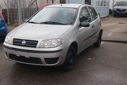 Fiat Punto 117.893 km 650 &euro; Duisburg 47169