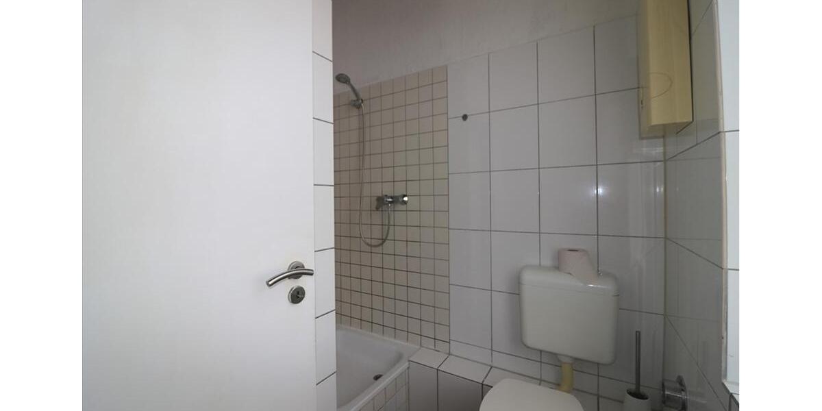 Etagenwohnung Krefeld Cracau - 1 Zimmer, 26 m&sup2;, 330&euro; | Angebot:26111461