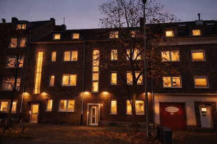 Haus Neuss Furth-Mitte - 8 Zimmer, 237 m&sup2;, 498.500&euro; | Angebot:26786916