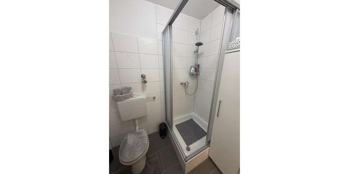 Etagenwohnung Krefeld Hüls - 1.5 Zimmer, 33 m&sup2;, 250&euro; | Angebot:25307110