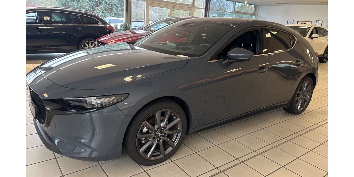 Mazda 3 2.968 km 24.971 &euro; Neuss 41464