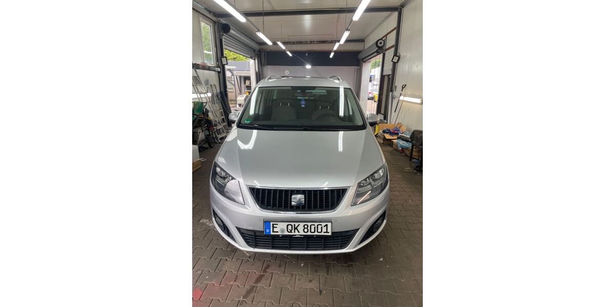 Seat Alhambra 209.000 km 9.900 &euro; Essen 45356