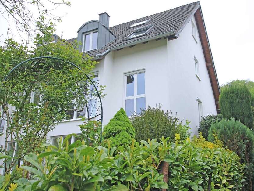 Haus zum Kaufen in Wuppertal 490.000 € 149 m²