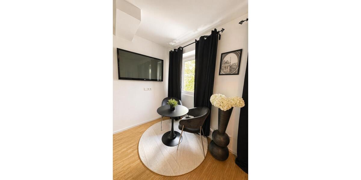 Etagenwohnung Düsseldorf Flingern Süd - 1 Zimmer, 33 m&sup2;, 1.100&euro; | Angebot:26296351