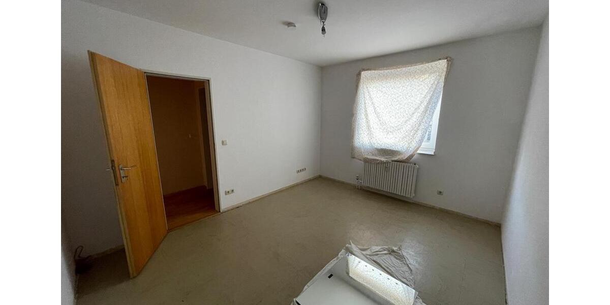 Etagenwohnung Duisburg Huckingen - 3 Zimmer, 78 m&sup2;, 1.137&euro; | Angebot:24766539