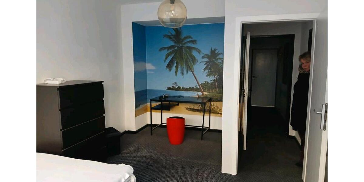 Etagenwohnung Düsseldorf Flingern Süd - 5 Zimmer, 130 m&sup2;, 650&euro; | Angebot:24515667