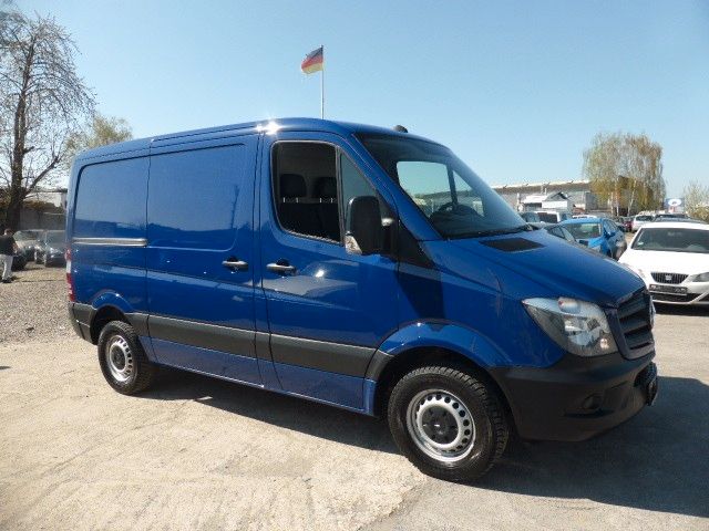 Mercedes-Benz Sprinter 105.000 km 13.000 € Düsseldorf 40223
