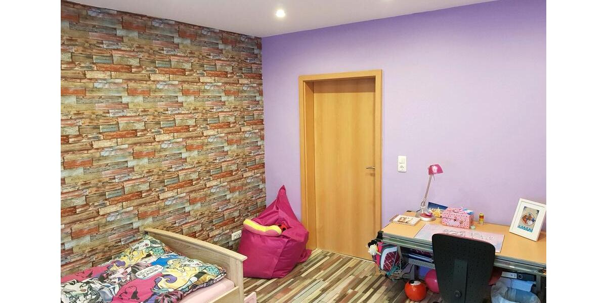 Doppelhaushälfte Duisburg Rheinhausen - 8 Zimmer, 167 m&sup2;, 380.000&euro; | Angebot:27038011