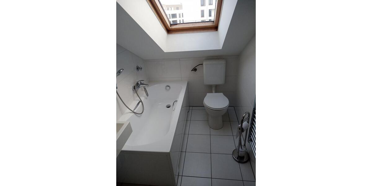 Dachgeschoßwohnung Mülheim an der Ruhr Dümpten - 2 Zimmer, 52 m&sup2;, 520&euro; | Angebot:26237463