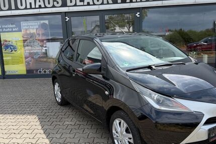 Toyota Aygo (X) 80.000 km 6.750 &euro; Tönisvorst 47918