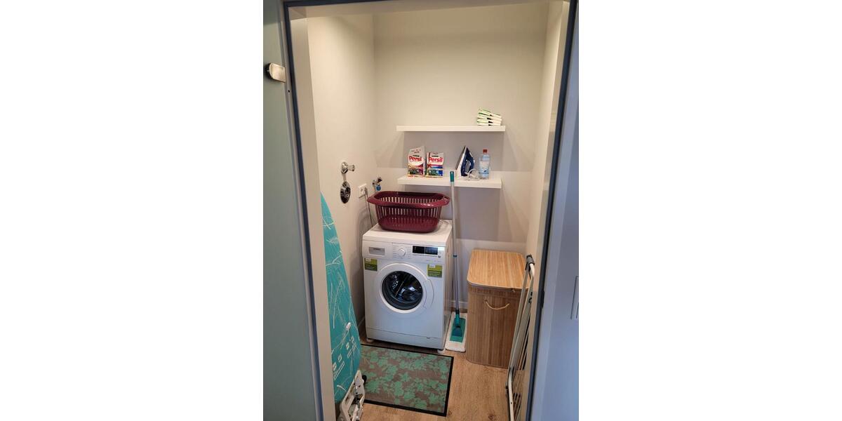Etagenwohnung Essen Südviertel - 2 Zimmer, 80 m&sup2;, 900&euro; | Angebot:26620050