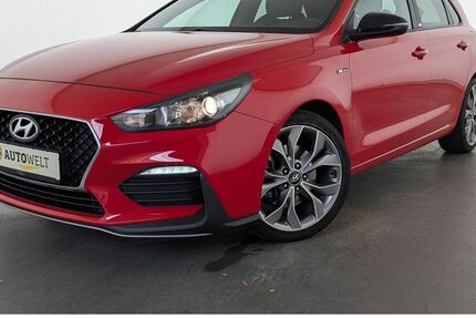 Hyundai i30 89.230 km 12.160 € Düsseldorf 40599