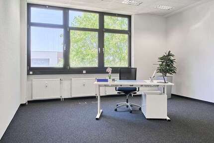 Büro in Neuss 399 € 25 m² zimmer