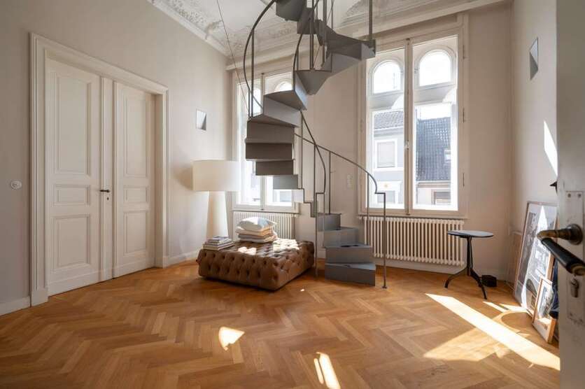 Büro in Krefeld Stadtmitte 1.600.000 € 732 m²