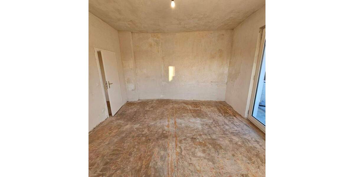 Etagenwohnung Duisburg Hochfeld - 3 Zimmer, 89 m&sup2;, 666&euro; | Angebot:25109578