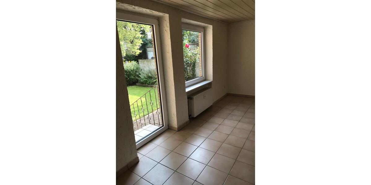Erdgeschoßwohnung Duisburg Baerl - 2 Zimmer, 86 m&sup2;, 690&euro; | Angebot:26267439