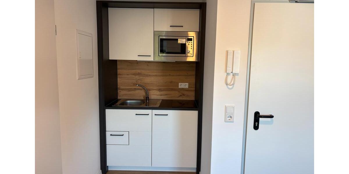 Dachgeschoßwohnung Essen Stadtbezirk VI - 1 Zimmer, 19 m&sup2;, 600&euro; | Angebot:26443466