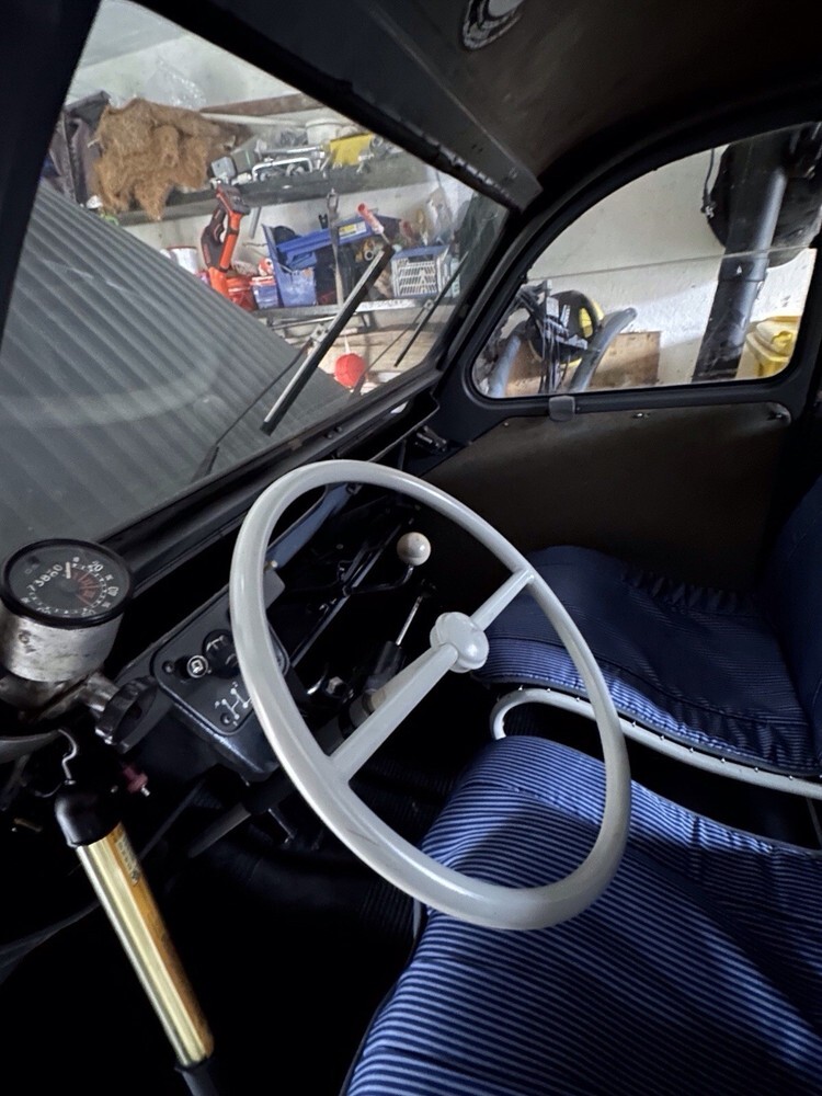 Citroen 2 CV 75.000 km 14.444 € Korschenbroich 41352