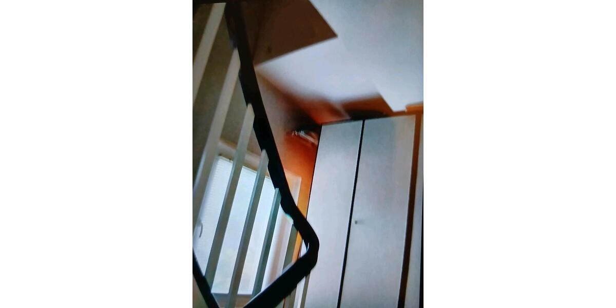 Doppelhaushälfte mit 7.400qm Grundstück in mülheim an der 12 zimmer