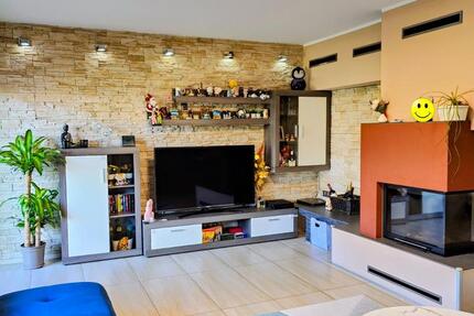 Haus Duisburg Rheinhausen - 8 Zimmer, 160 m&sup2;, 551.000&euro; | Angebot:25045833