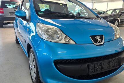 Peugeot 107 129.539 km 2.699 &euro; Rheinberg 47495