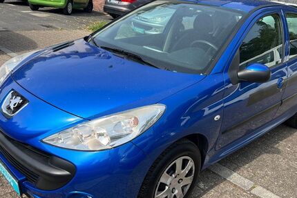 Peugeot 206 89.000 km 3.999 &euro; Essen 45147