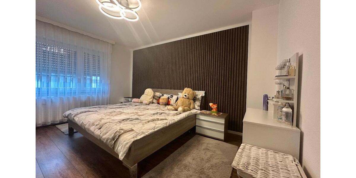 Erdgeschoßwohnung Essen Stadtbezirk V - 6 Zimmer, 120 m&sup2;, 290.000&euro; | Angebot:27029629