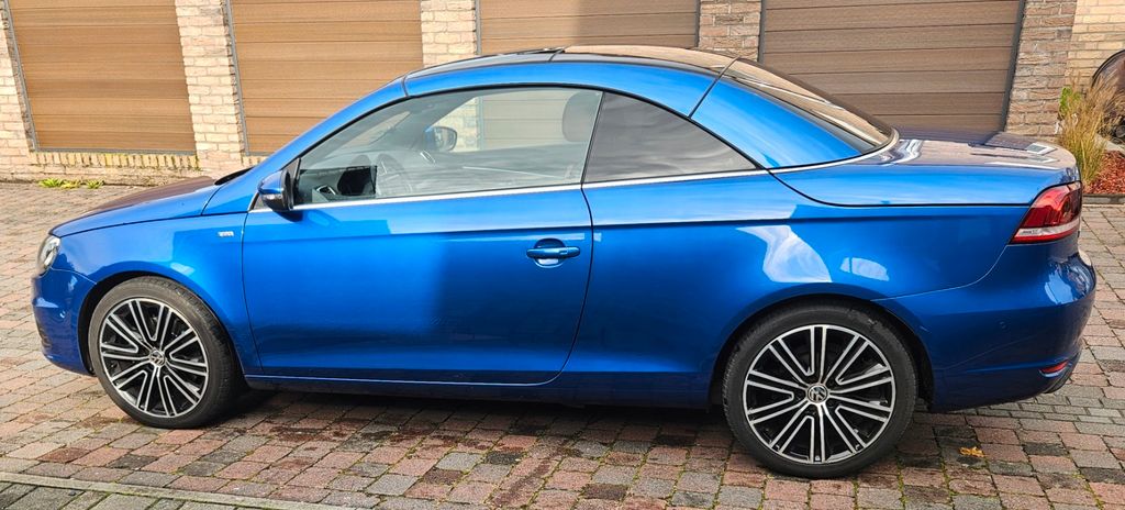 VW Eos 257.000 km 10.800 € Alpen 46519