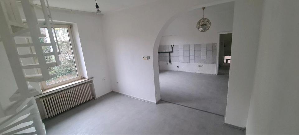 Etagenwohnung Duisburg Mittelmeiderich - 3 Zimmer, 75 m&sup2;, 900&euro; | Angebot:26364723