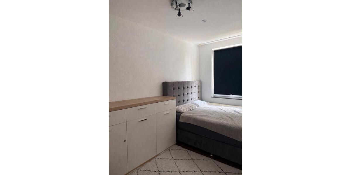 Etagenwohnung Krefeld Dießem - 3 Zimmer, 83 m&sup2;, 210.000&euro; | Angebot:26993466